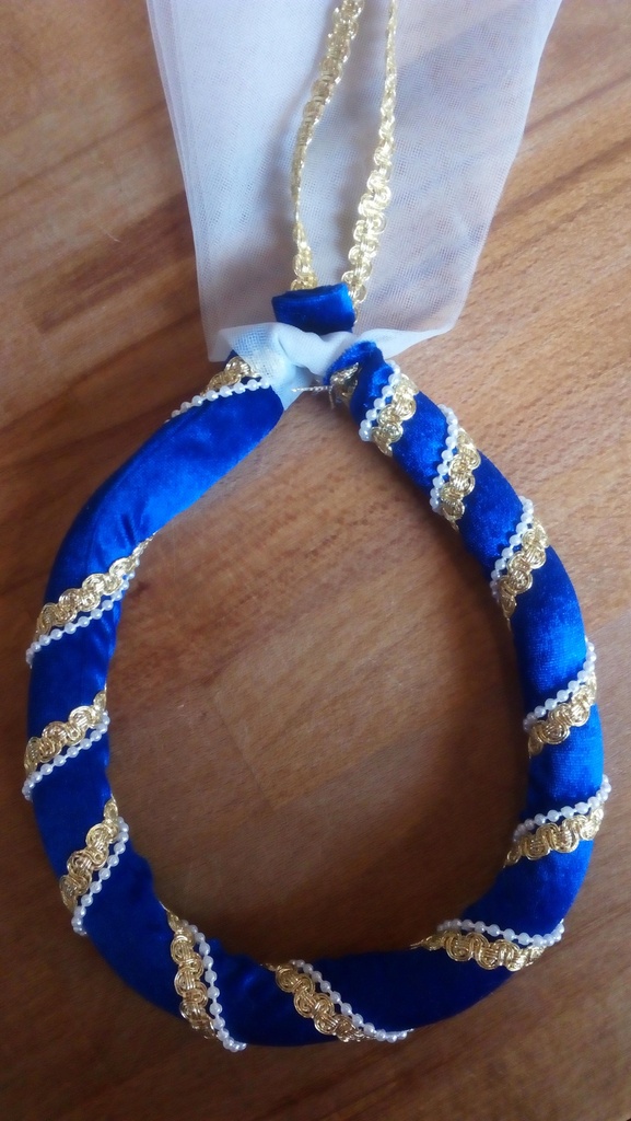 Coiffe Isabella bleue VAH