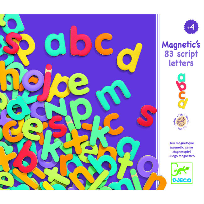 Magnétiques bois 82 script letters  Djeco